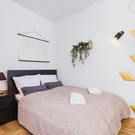 Studio Apartment Daszynskiego Cracow By Noclegi Renters-2